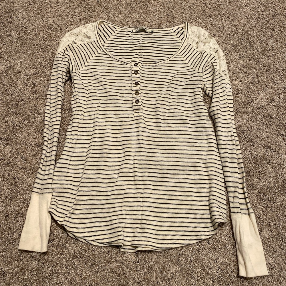 Chloe K Black and White Striped Long Sleeve Top